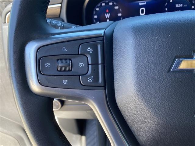 Photo of 2024 Summit White Chevrolet Suburban