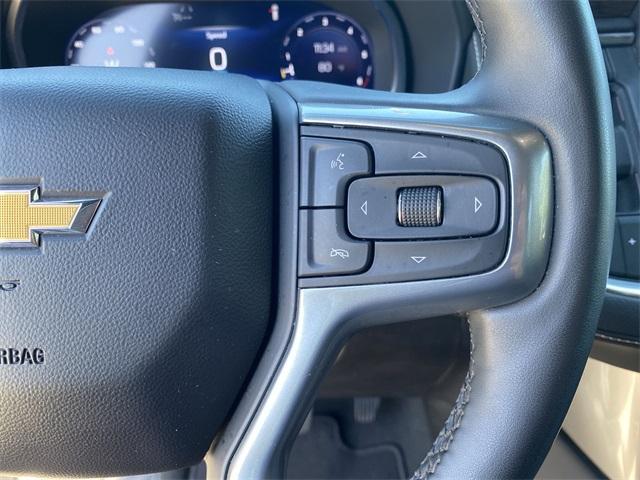 Photo of 2024 Summit White Chevrolet Suburban