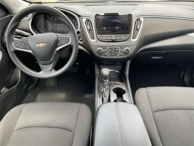 Photo of 2022 Summit White Chevrolet Malibu
