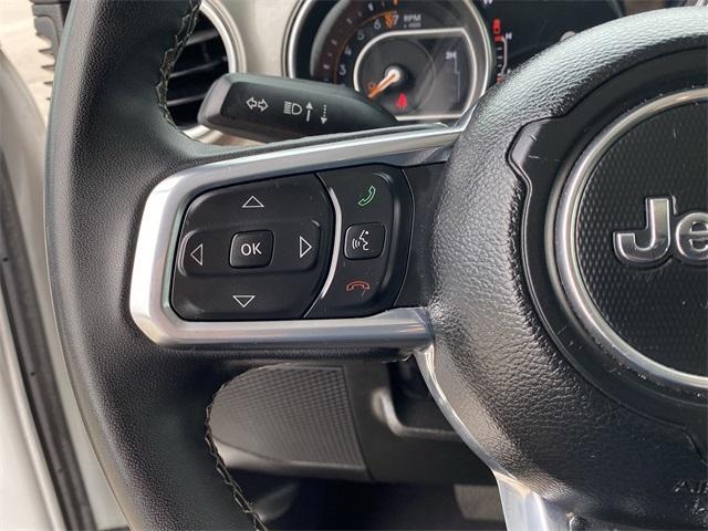 Photo of 2023 Bright White Clearcoat Jeep Gladiator