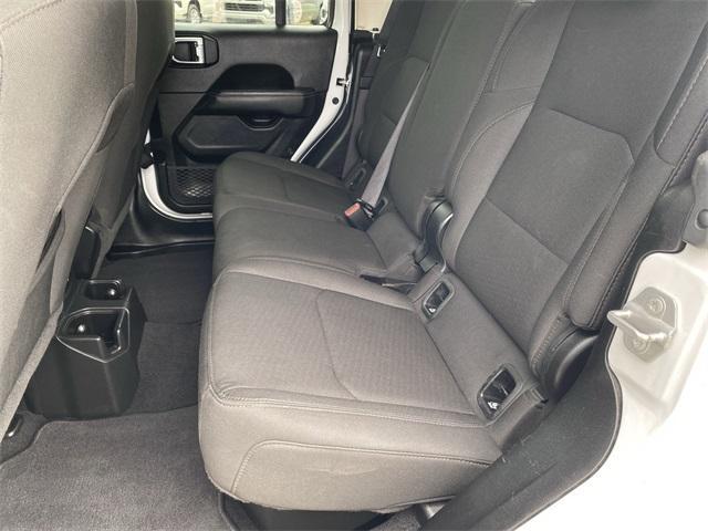 Photo of 2023 Bright White Clearcoat Jeep Gladiator
