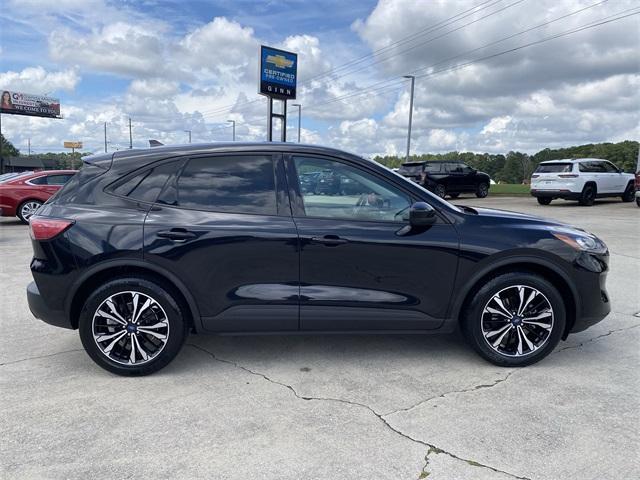 Photo of 2022 Agate Black Metallic Ford Escape