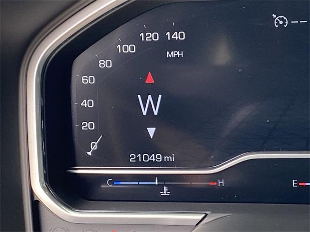 Photo of 2024 Summit White GMC Sierra 2500