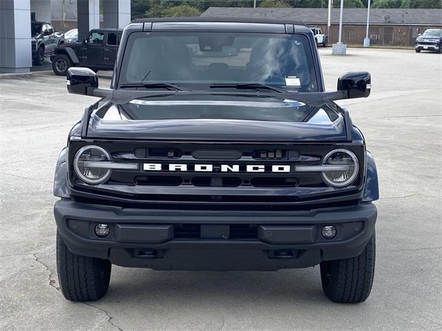 Photo of 2023 Shadow Black Ford Bronco