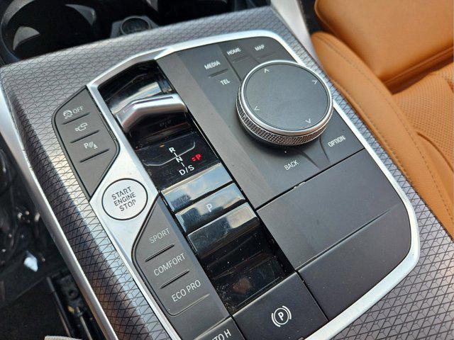 Photo of 2024 Black Sapphire Metallic BMW M440