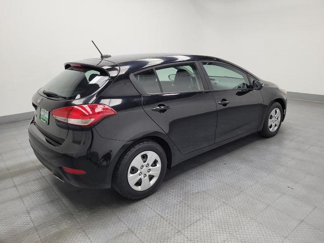 Photo of 2017 Aurora Black Kia Forte