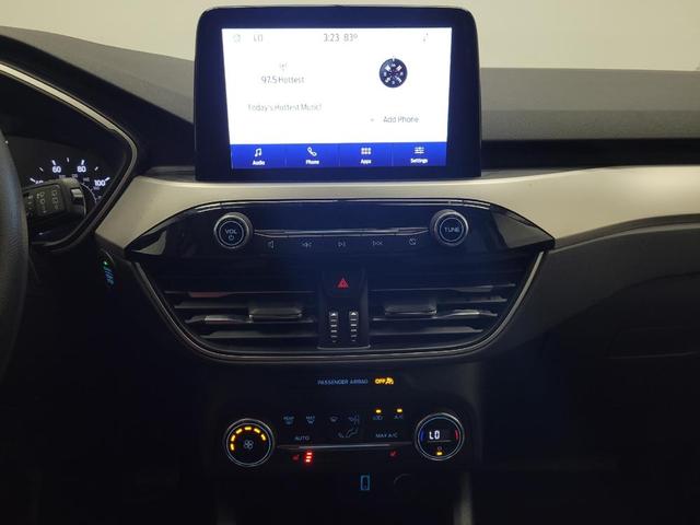 Photo of 2020 Blue Ford Escape