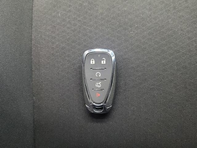 Photo of 2022 Mosaic Black Metallic Chevrolet Malibu
