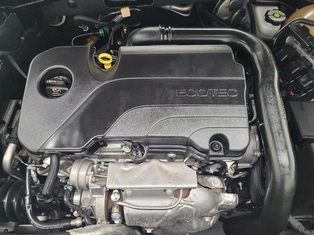 Photo of 2022 Mosaic Black Metallic Chevrolet Malibu