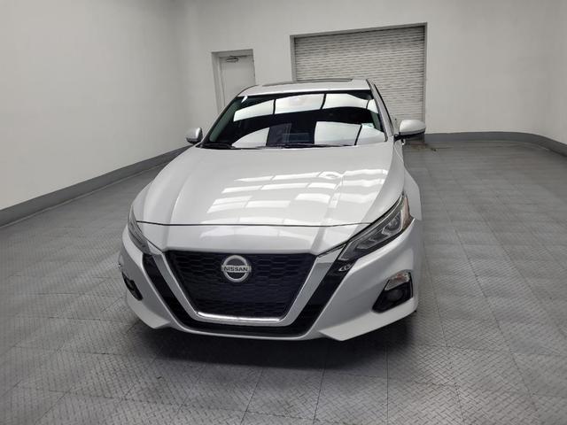 Photo of 2019 Brilliant Silver Metallic Nissan Altima