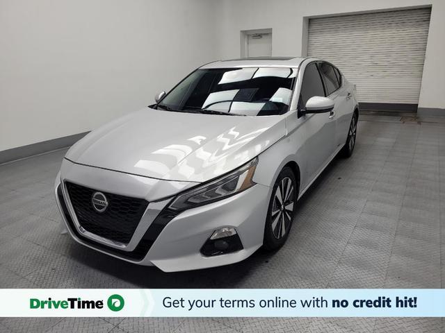 Photo of 2019 Brilliant Silver Metallic Nissan Altima