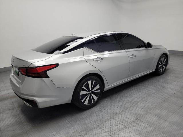 Photo of 2019 Brilliant Silver Metallic Nissan Altima