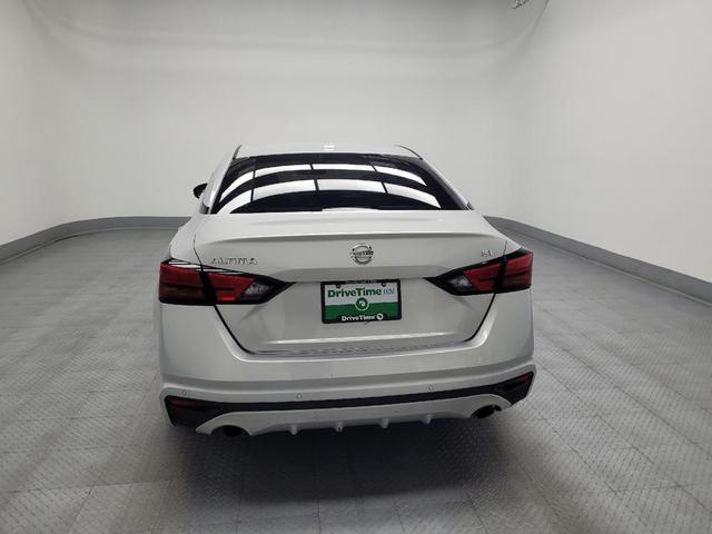 Photo of 2019 Brilliant Silver Metallic Nissan Altima