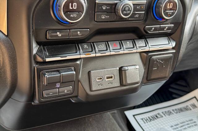 Photo of 2019 Black Chevrolet Silverado 1500