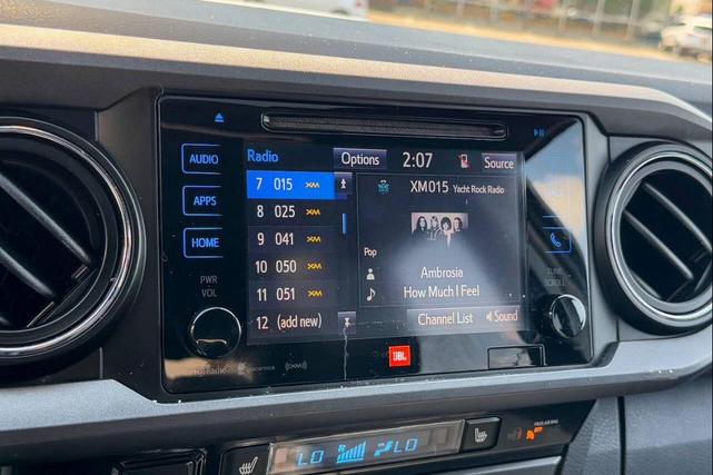 Photo of 2018 Gray Toyota Tacoma