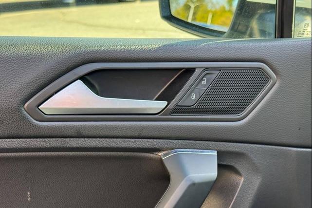 Photo of 2020 Pure White Volkswagen Tiguan