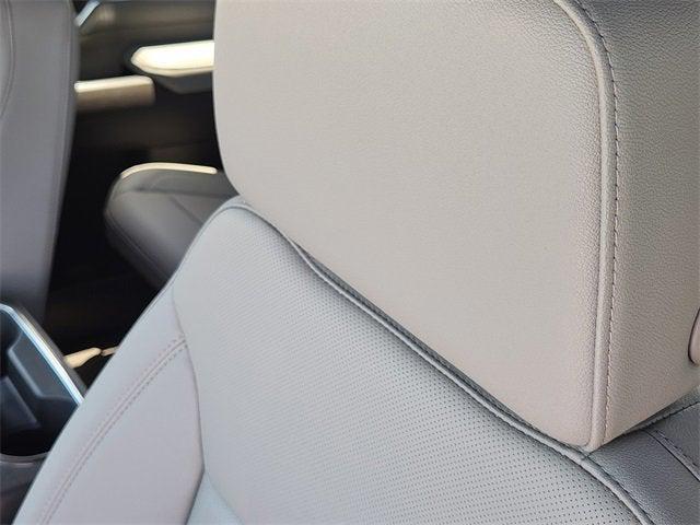 Photo of 2025 White Frost Tricoat GMC Sierra 3500