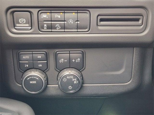 Photo of 2023 Summit White Chevrolet Tahoe