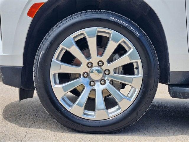 Photo of 2023 Summit White Chevrolet Tahoe