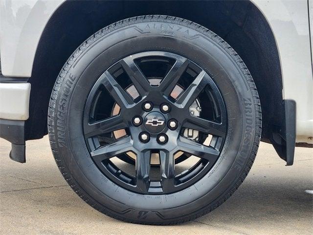 Photo of 2022 Summit White Chevrolet Silverado 1500