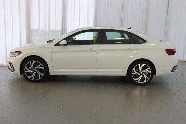 Photo of 2025 Opal White Pearl Volkswagen Jetta