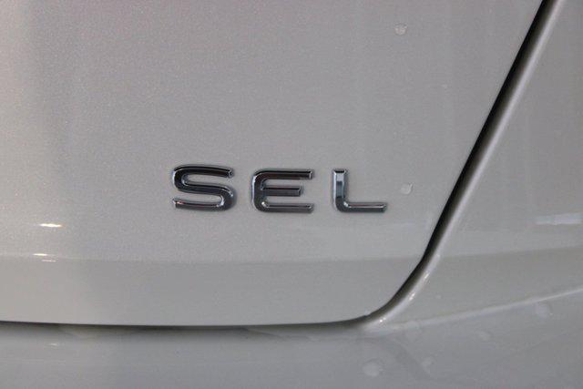 Photo of 2025 Opal White Pearl Volkswagen Jetta