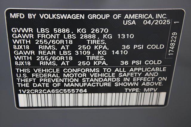 Photo of 2025 Pure Gray Volkswagen Atlas