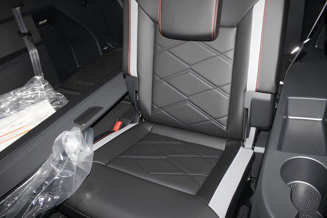 Photo of 2025 Pure Gray Volkswagen Atlas