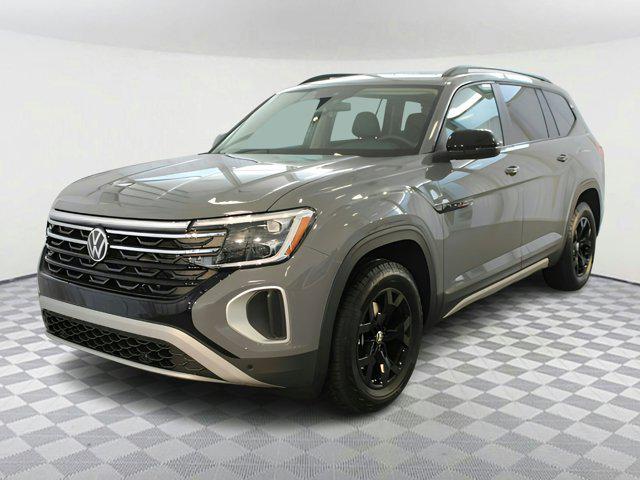 Photo of 2025 Pure Gray Volkswagen Atlas