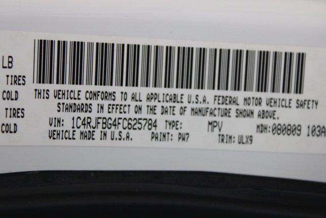 Photo of 2015 Bright White Clearcoat Jeep Grand Cherokee