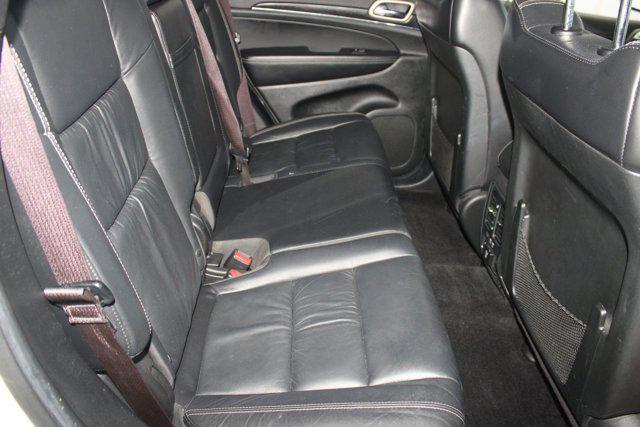 Photo of 2015 Bright White Clearcoat Jeep Grand Cherokee