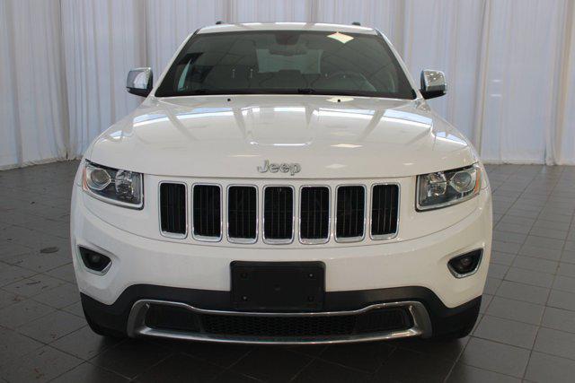 Photo of 2015 Bright White Clearcoat Jeep Grand Cherokee
