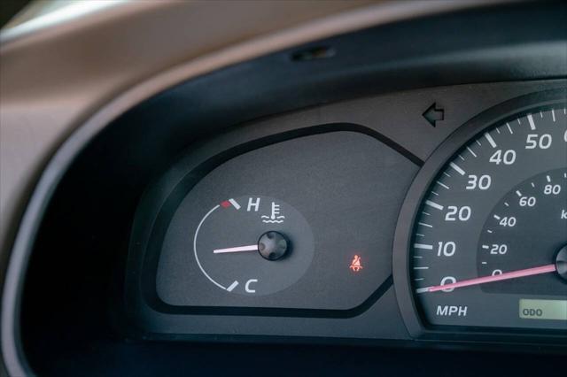 Photo of 2005 Natural White Toyota Tundra