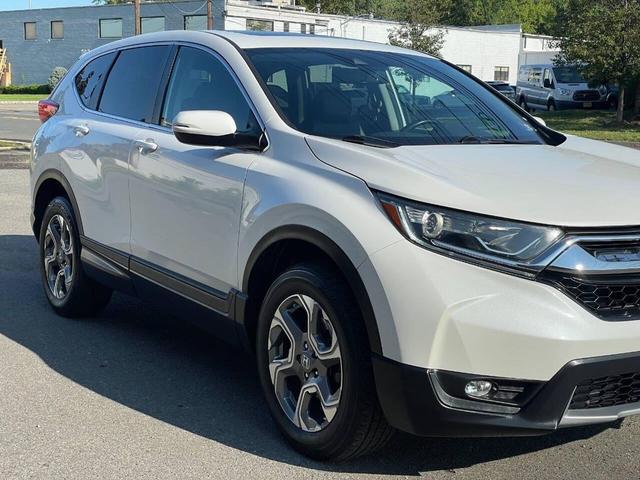 Photo of 2019 Platinum White Pearl Honda CR-V