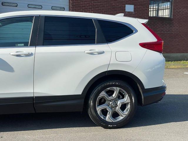Photo of 2019 Platinum White Pearl Honda CR-V
