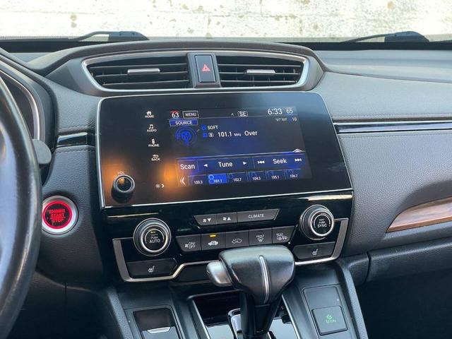 Photo of 2019 Platinum White Pearl Honda CR-V