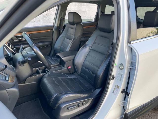 Photo of 2019 Platinum White Pearl Honda CR-V