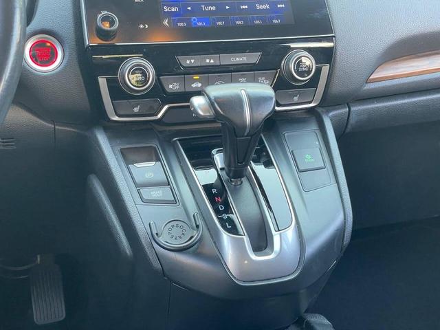 Photo of 2019 Platinum White Pearl Honda CR-V