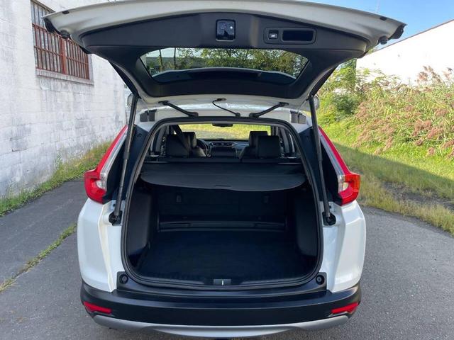 Photo of 2019 Platinum White Pearl Honda CR-V