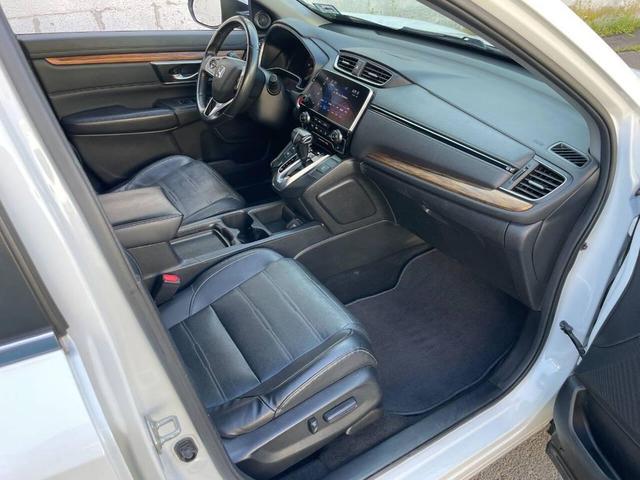 Photo of 2019 Platinum White Pearl Honda CR-V