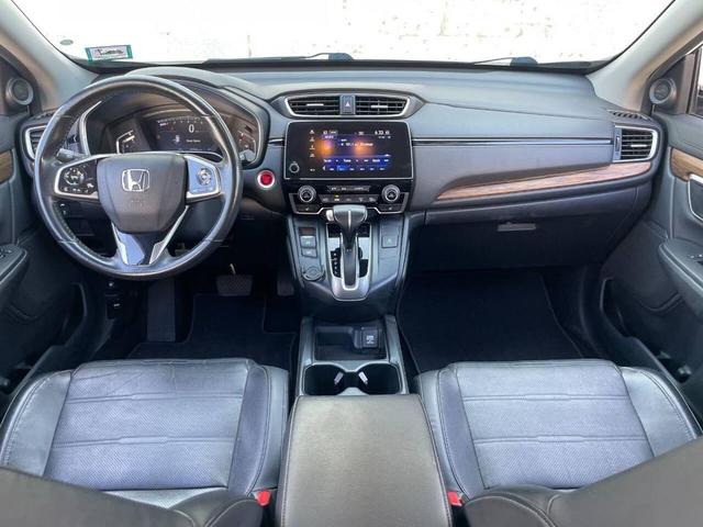 Photo of 2019 Platinum White Pearl Honda CR-V