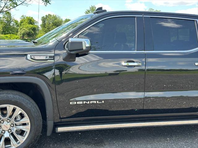 Photo of 2022 Onyx Black GMC Sierra 1500