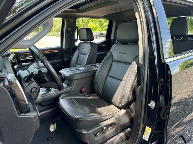 Photo of 2022 Onyx Black GMC Sierra 1500