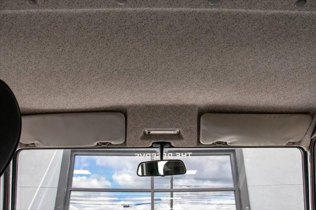 Photo of 1993 White Mercedes-Benz G-Class
