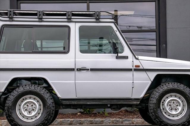 Photo of 1993 White Mercedes-Benz G-Class