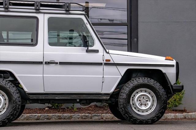 Photo of 1993 White Mercedes-Benz G-Class