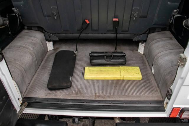 Photo of 1993 White Mercedes-Benz G-Class