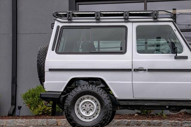 Photo of 1993 White Mercedes-Benz G-Class