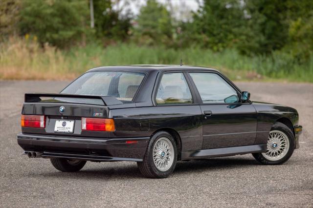 Photo of 1989 Gray BMW M3
