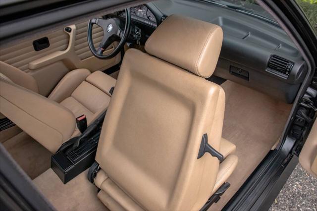 Photo of 1989 Gray BMW M3